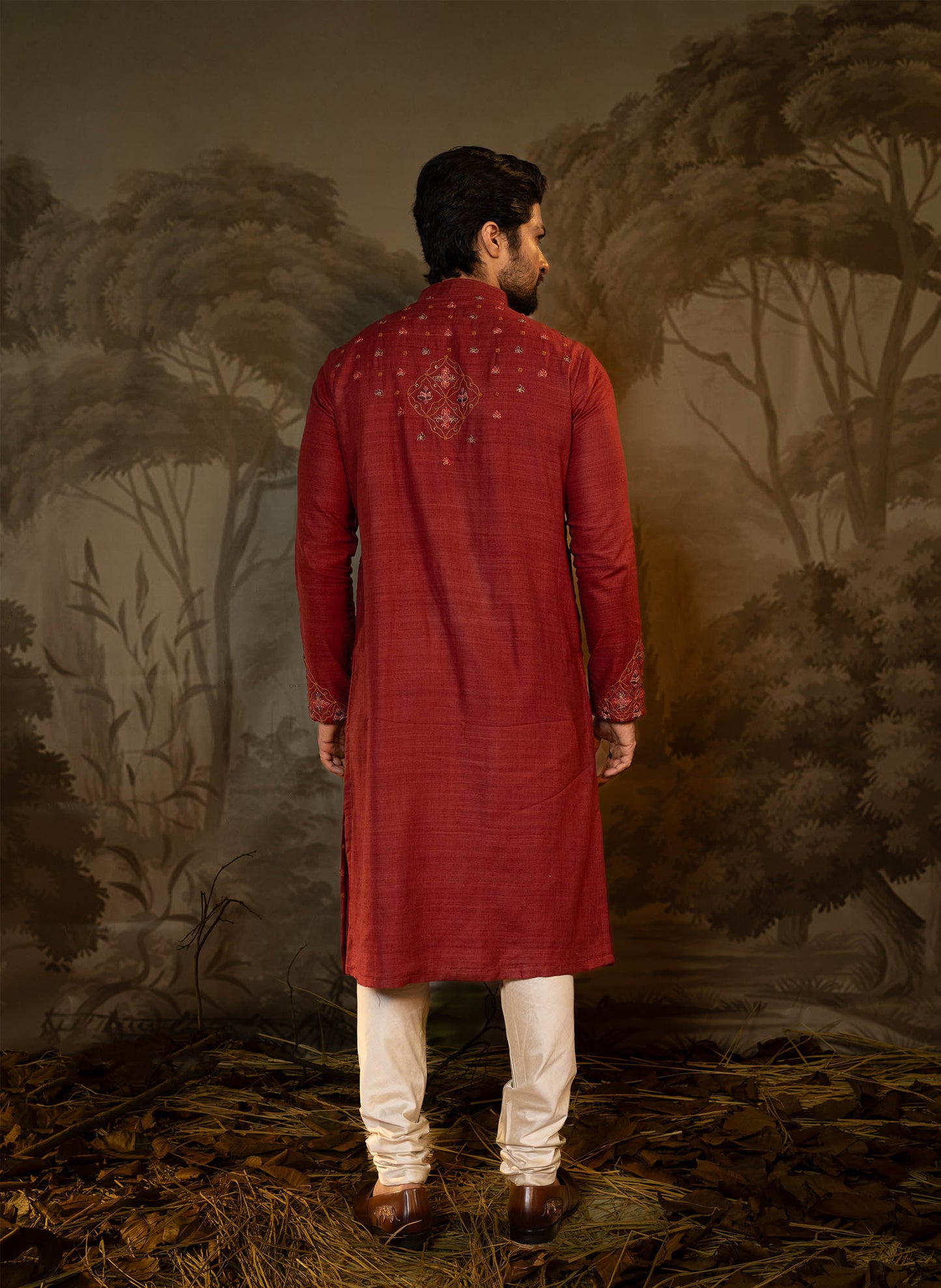 maroon-silk-hand-embroidery-kurta-set