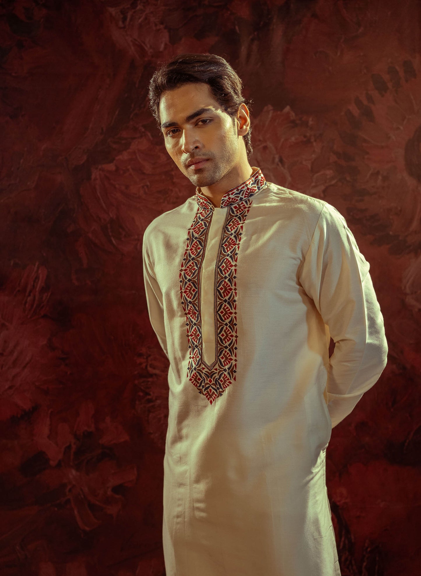 Offwhite Applique Kurta set
