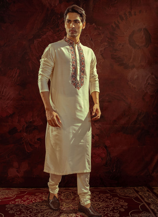 offwhite-applique-kurta-set