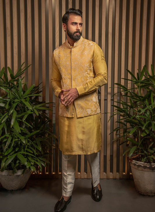 yellow-embroidered-bandi-with-kurta-set