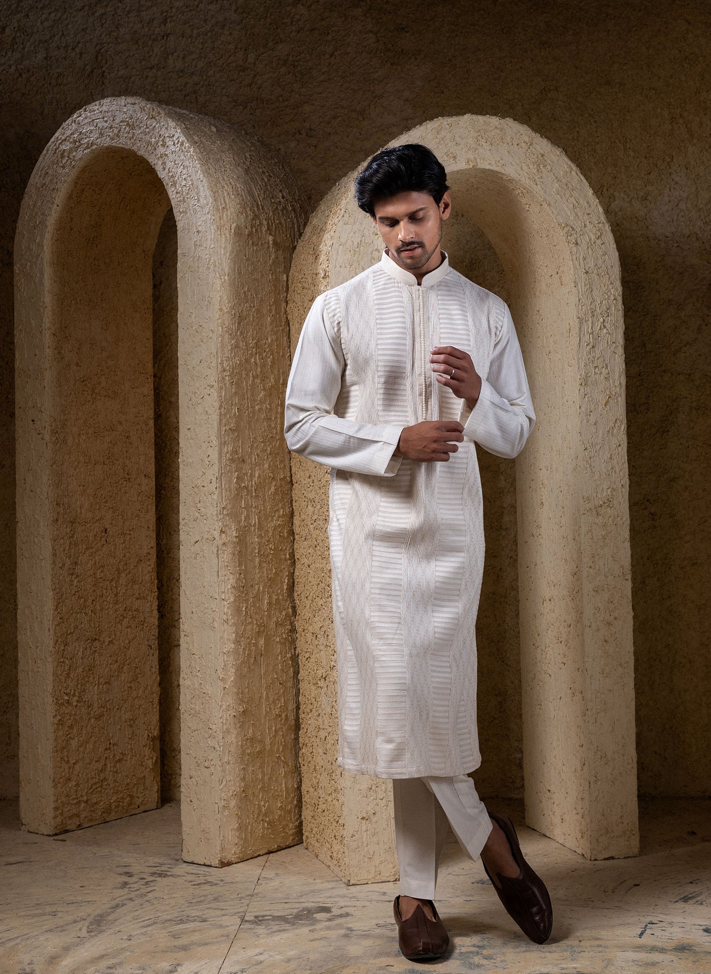 Offwhite Pintuck Kurta Set