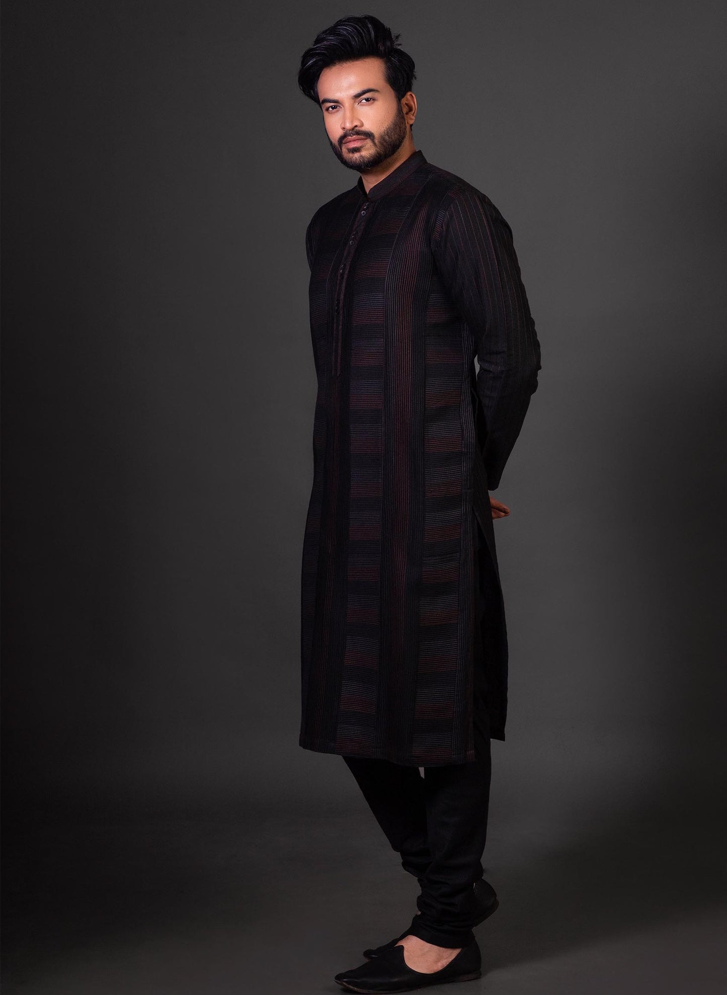 black-pintucked-kurta-set
