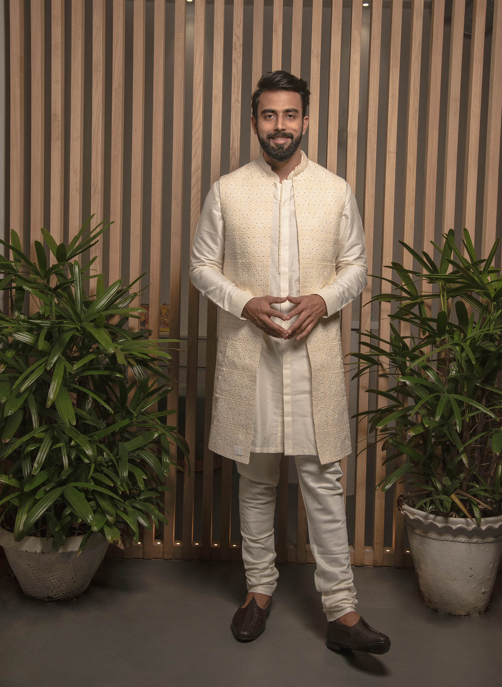 ivory-embroidered-long-jacket-with-kurta-set