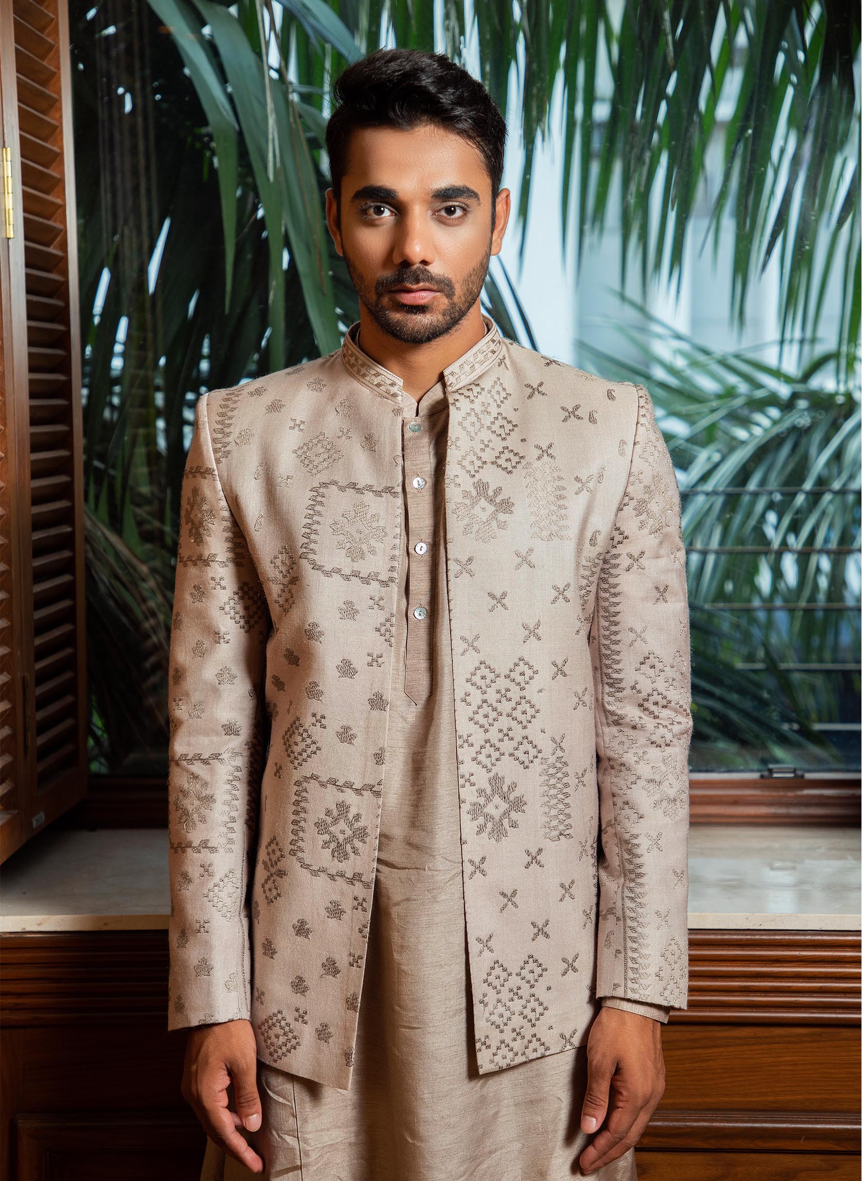 embroidered-bandhgala-with-drape-kurta-set