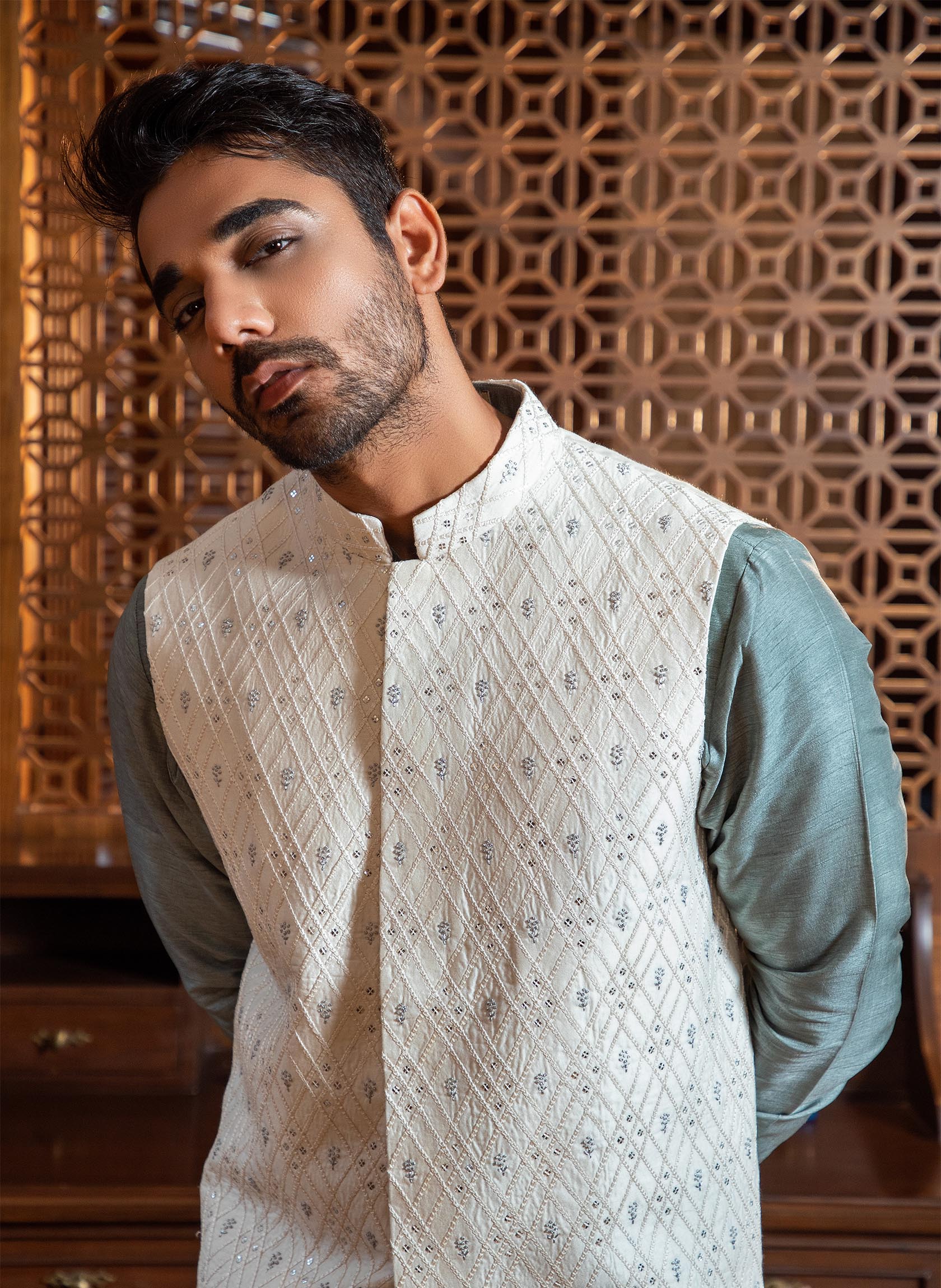 hand-embroidered-bandi-with-asymmetric-kurta-set