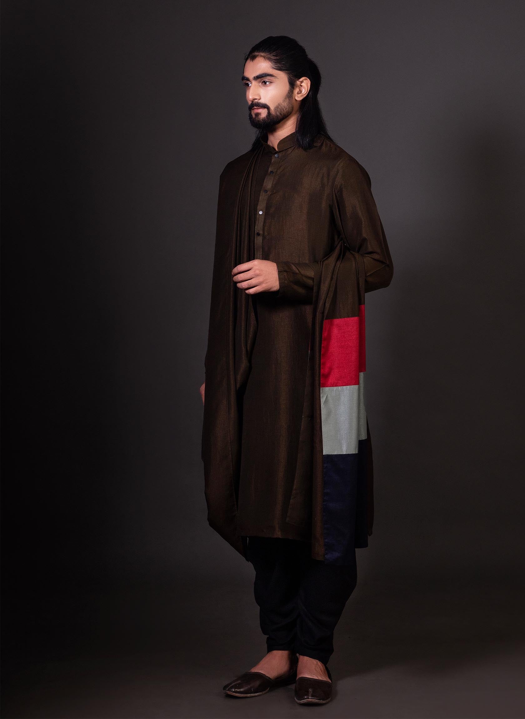 olive-green-draped-kurta-with-attached-stole